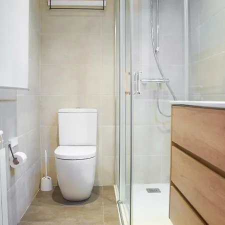 Апартаменты Modern & Spacious Near La Concha Bay